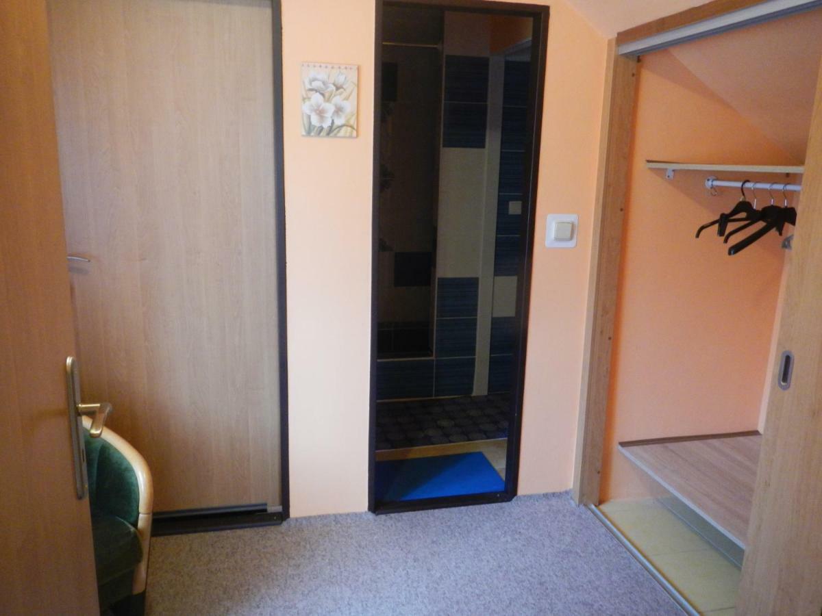 Apartmany Sarka Ujezd U Hradce Kralove Hradec Králové Dış mekan fotoğraf