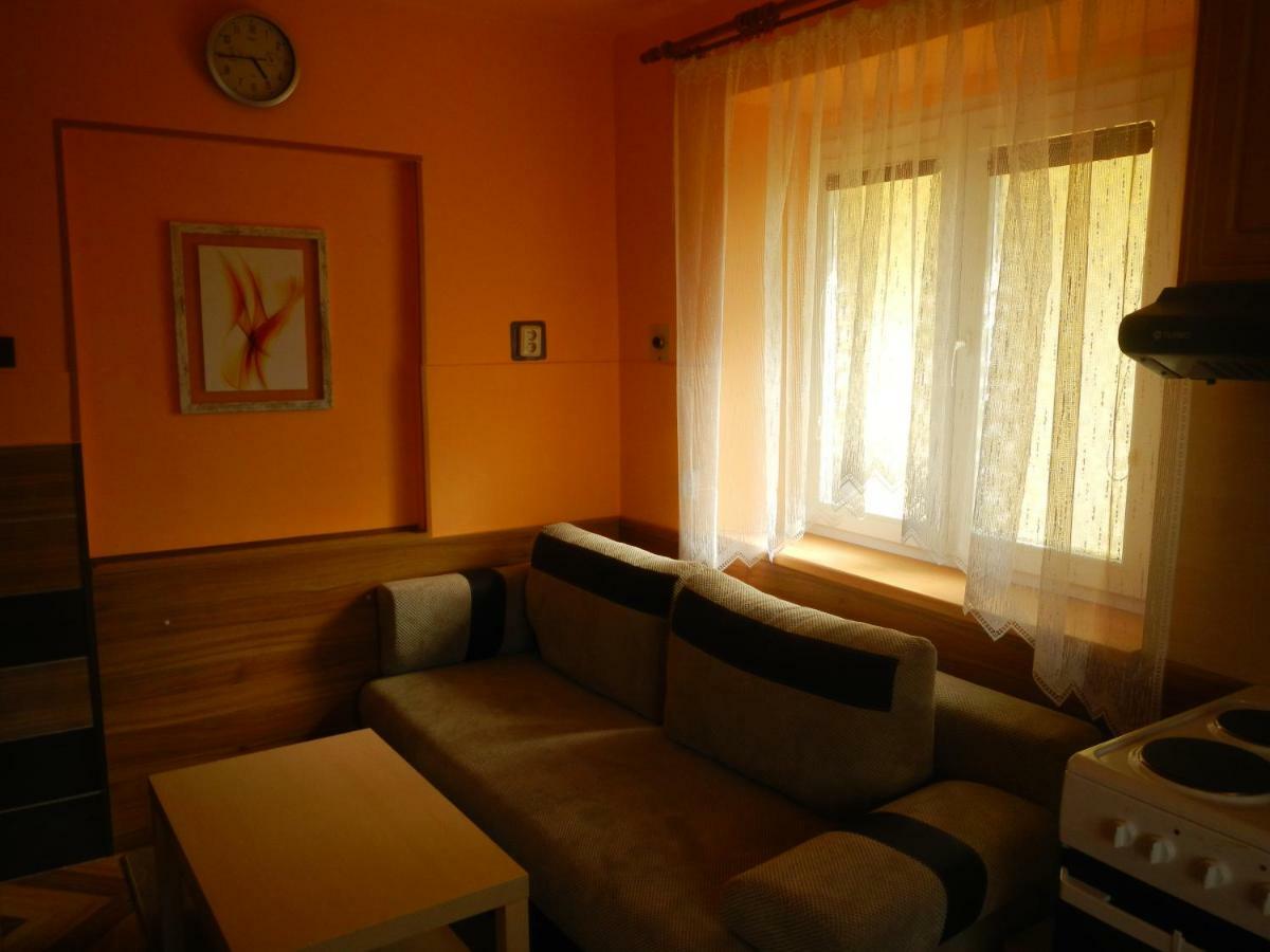 Apartmany Sarka Ujezd U Hradce Kralove Hradec Králové Dış mekan fotoğraf