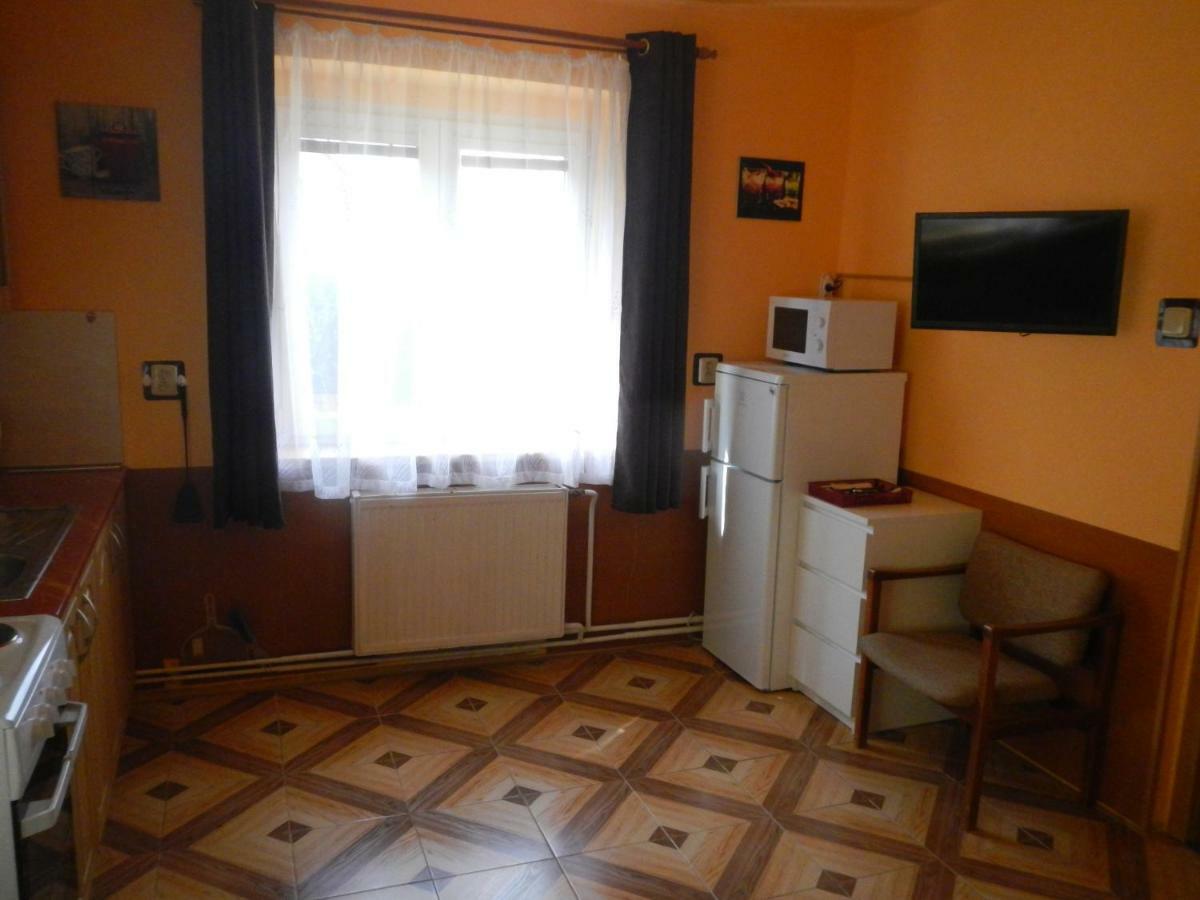 Apartmany Sarka Ujezd U Hradce Kralove Hradec Králové Dış mekan fotoğraf