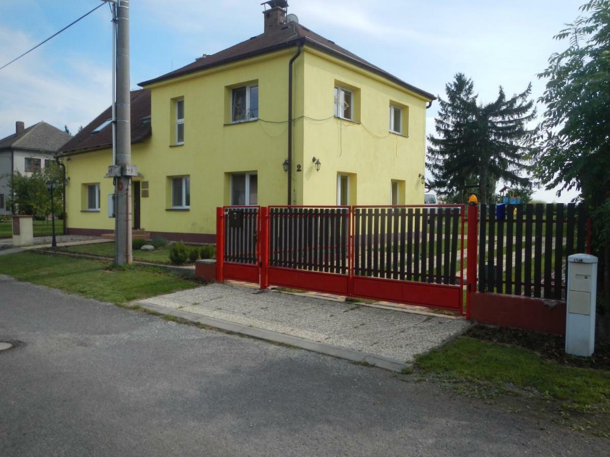 Apartmany Sarka Ujezd U Hradce Kralove Hradec Králové Dış mekan fotoğraf